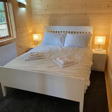Hulver Lodge, Snape, Suffolk. Snape  Экстерьер фото