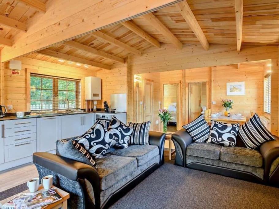 Hulver Lodge, Snape, Suffolk. *